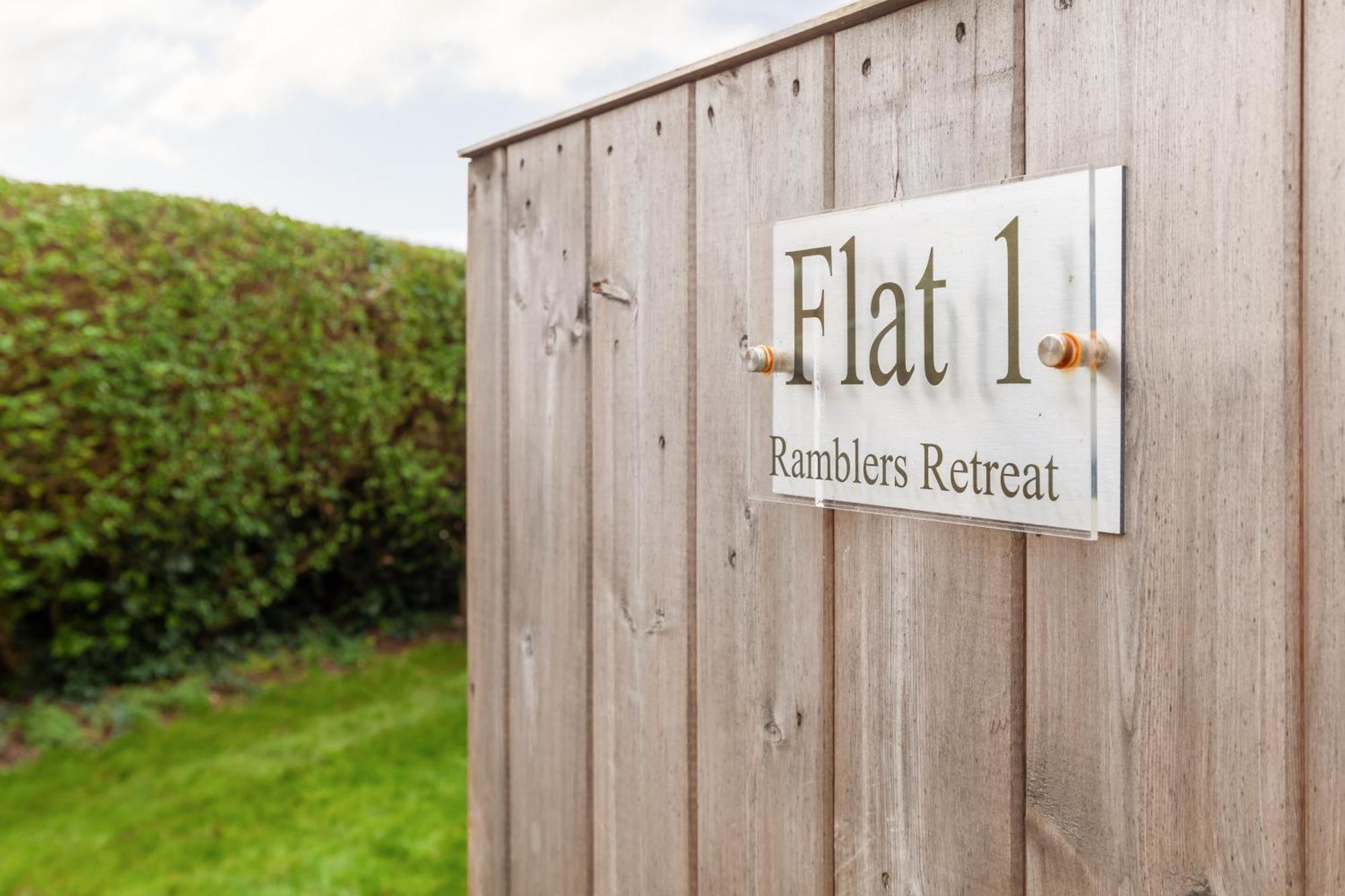 Rambler'S Retreat Apartment Dersingham Bagian luar foto